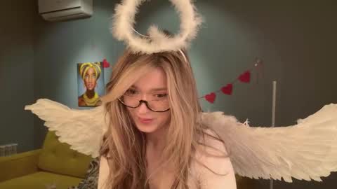 Bella online show from 02-14-26, 05:26