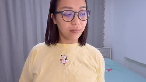 Miko online show from 03-25-26, 04:02