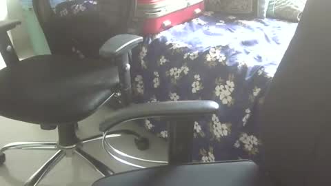 Pushpakma123 online show from 04-27-26, 10:57