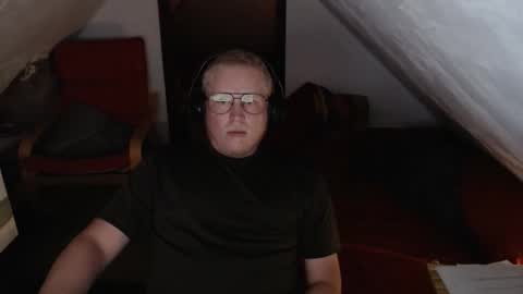 Snapshot of pussylovercb chatting on 09-19-25, 08:31 pussylovercb online show from 09-19-25, 08:31