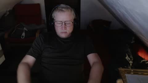 Snapshot of pussylovercb chatting on 09-28-25, 08:47 pussylovercb online show from 09-28-25, 08:47