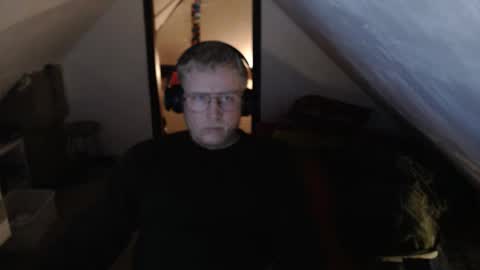 pussylovercb online show from 04-12-26, 08:03