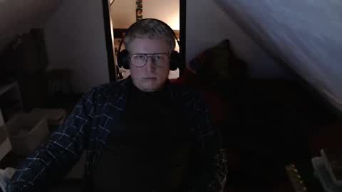 pussylovercb online show from 04-22-26, 08:06