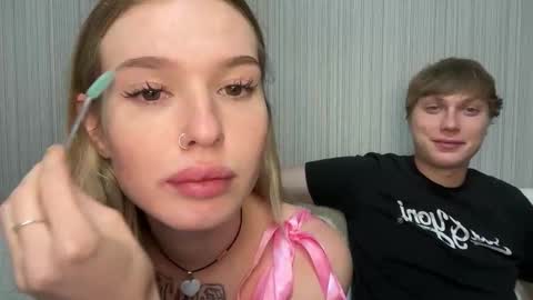 Lina online show from 11-22-25, 06:18