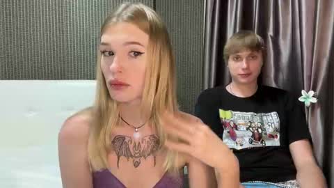 Lina online show from 12-19-25, 05:42