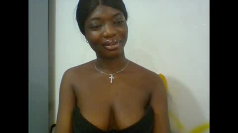 Snapshot of pweedy_ora chatting on 09-19-25, 12:45 ora online show from 09-19-25, 12:45