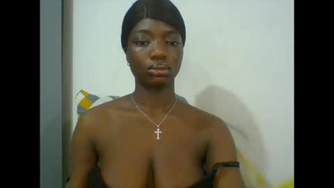 Snapshot of pweedy_ora chatting on 09-19-25, 07:36 ora online show from 09-19-25, 07:36
