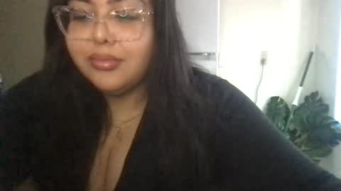 Prettypink Tinyhole online show from 01-18-25, 10:06