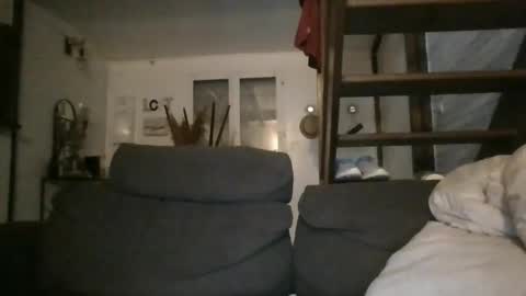 Python online show from 04-12-26, 12:48