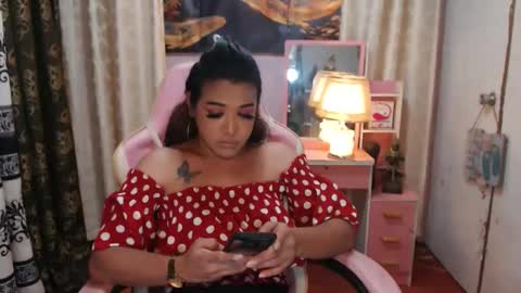 Queen Agatha online show from 03-06-25, 11:03