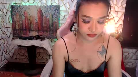 Snapshot of pythoncock4u chatting on 04-30-26, 04:24 Queen Agatha online show from 04-30-26, 04:24