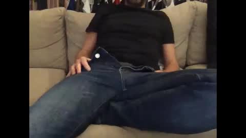 Quentin online show from 12-25-24, 04:54