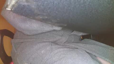 Snapshot of quathead chatting on 11-02-25, 09:50 quathead online show from 11-02-25, 09:50