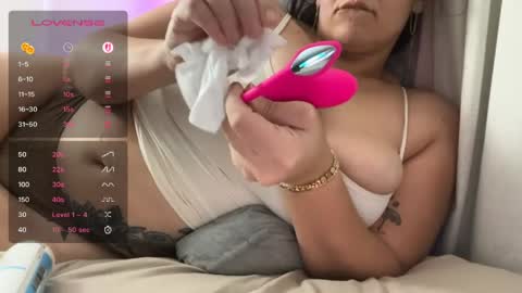 quecosatanrica online show from 04-04-26, 03:05