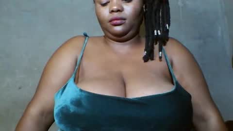 queen2302 online show from 04-06-26, 09:49