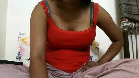 queen_642 online show from 04-22-26, 02:36