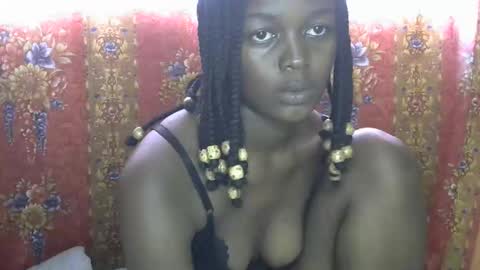 queen_banice online show from 10-18-25, 12:39