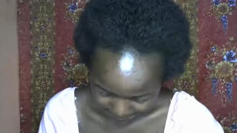 queen_banice online show from 10-27-25, 06:01