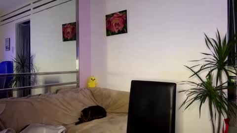 Viktoria online show from 02-12-25, 06:09