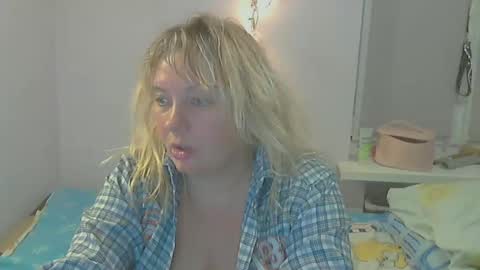 queen_jane8 online show from 02-15-25, 03:50
