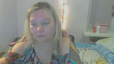 queen_jane8 online show from 03-03-25, 04:24