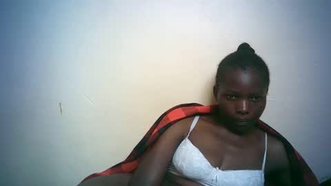 queen_joan online show from 02-19-25, 06:44