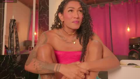 queen_kamil online show from 05-20-26, 07:03