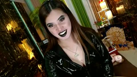Kendal  online here from 6am-3pm philippine time online show from 07-03-26, 01:34