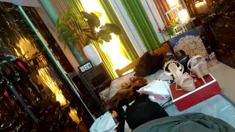 Kendal  online here from 6am-3pm philippine time online show from 07-28-26, 12:18