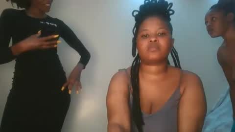 Queen kikih online show from 02-10-26, 02:32