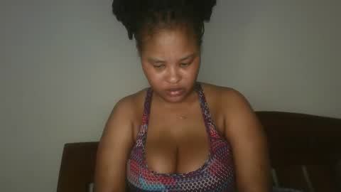 Snapshot of queen_kikih chatting on 05-05-26, 02:30 Queen kikih online show from 05-05-26, 02:30