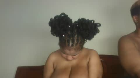 Snapshot of queen_kikih chatting on 05-07-26, 04:18 Queen kikih online show from 05-07-26, 04:18