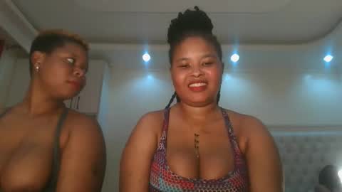 Snapshot of queen_kikih chatting on 05-21-26, 07:10 Queen kikih online show from 05-21-26, 07:10