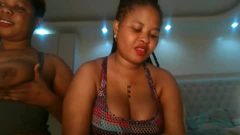 Snapshot of queen_kikih chatting on 05-22-26, 07:41 Queen kikih online show from 05-22-26, 07:41