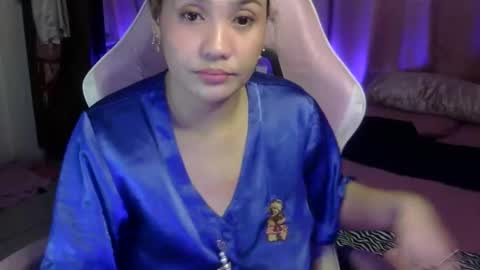 QueenHennessy online show from 02-01-25, 07:02