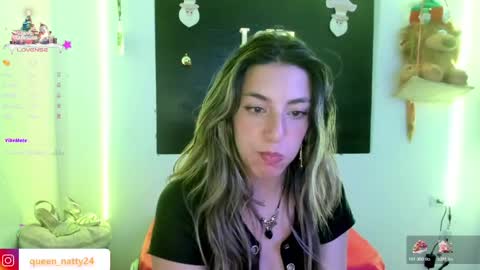 queen_natttyy online show from 01-05-25, 07:28