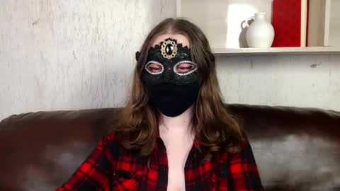 Snapshot of queen_nora chatting on 05-07-26, 10:26 Nora online show from 05-07-26, 10:26
