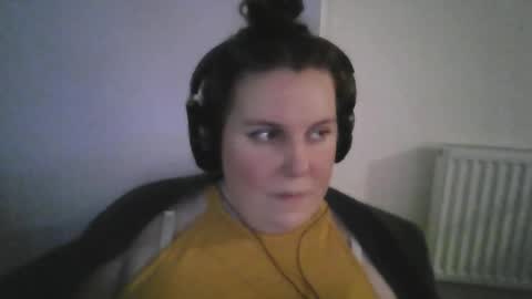 queen_o_swords online show from 02-27-26, 05:57