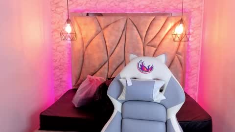   online show from 03-04-25, 11:51