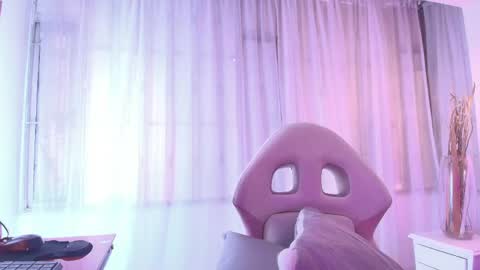   online show from 06-01-26, 12:07