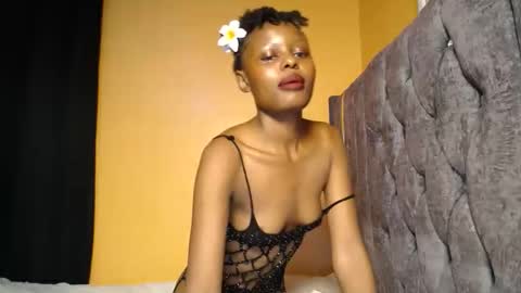 queen_sashavixen online show from 02-02-26, 05:55