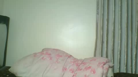 queen online show from 05-26-26, 07:10