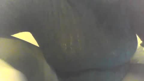 Snapshot of queenbea1369 chatting on 02-06-25, 11:10 queenbea1369 online show from 02-06-25, 11:10