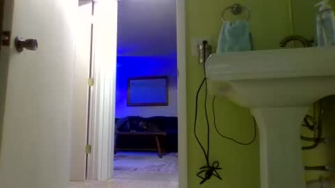 queenbee6269 online show from 01-08-25, 04:44