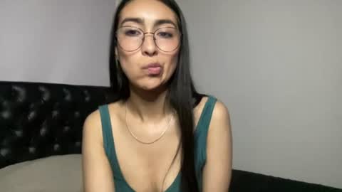 queenbyte_18 online show from 07-16-26, 08:48