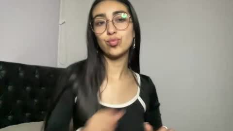queenbyte_18 online show from 07-31-26, 04:45