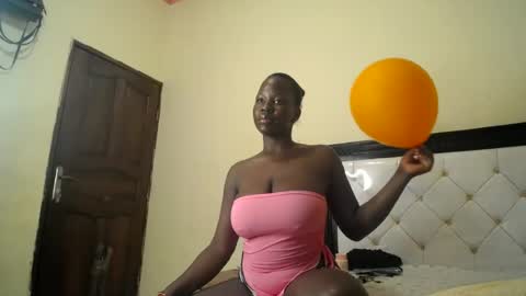 Snapshot of queencila chatting on 07-24-26, 06:39 queencila online show from 07-24-26, 06:39