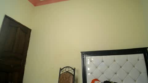 Snapshot of queencila chatting on 07-26-26, 06:37 queencila online show from 07-26-26, 06:37