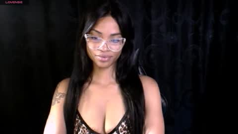Sweet Goddess online show from 06-06-26, 01:54