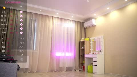 Nelly  INSTA  queenelia  online show from 05-03-26, 10:43